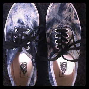 Size 3 youth limited edition Vans